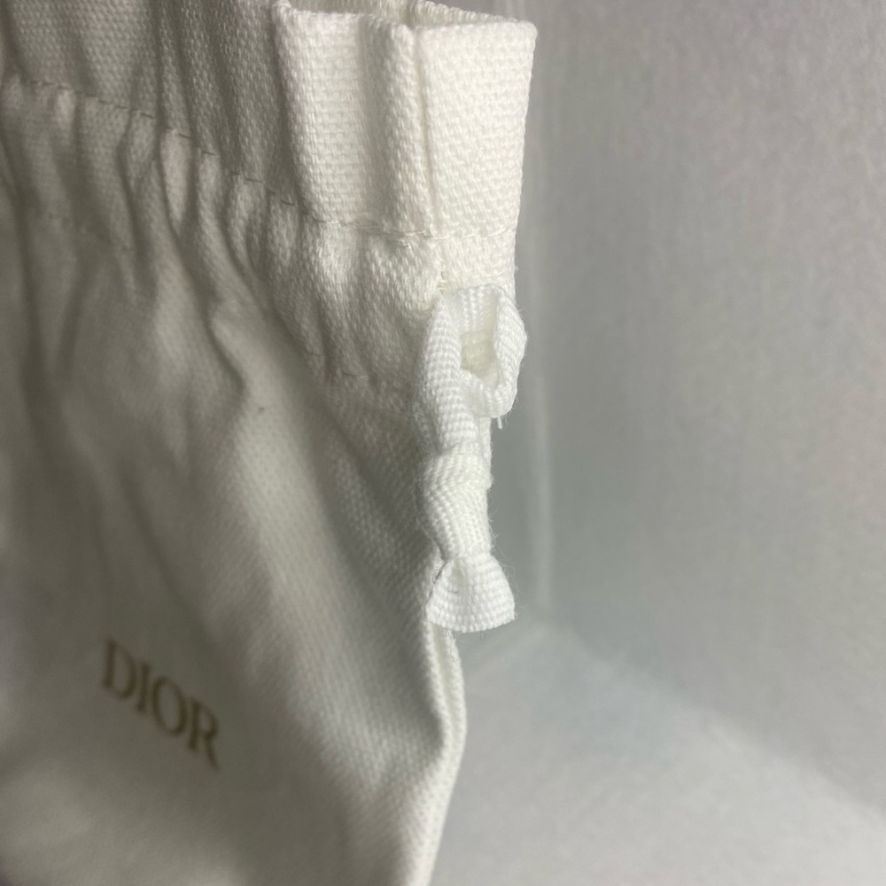 DIOR Pouch/Bag - ONE (1) - store jewelry, gift, or use as stocking stuffer - Picture 6 of 9